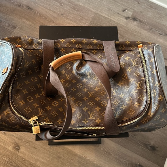 SOLD TO A LOVELY LADY IN RED 🥰 - Picture 2 of 14